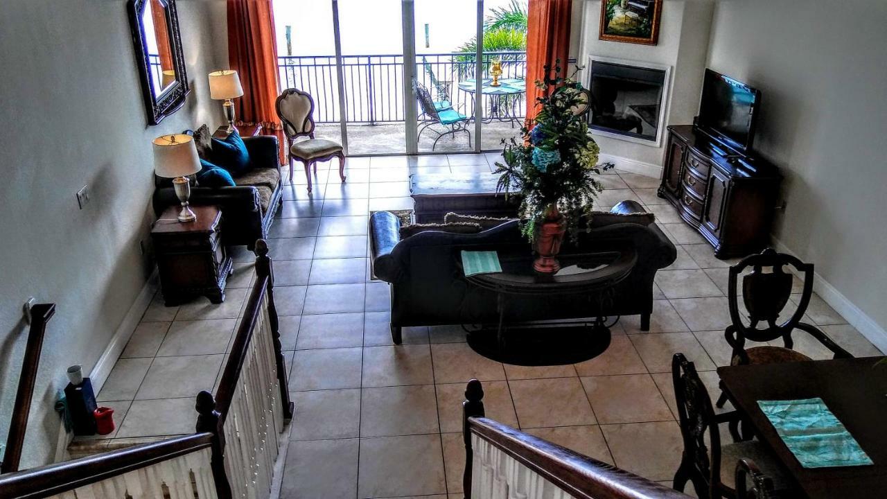 Mediterranean Three Story Beach Townhouse Сейнт Пийт Бийч Екстериор снимка
