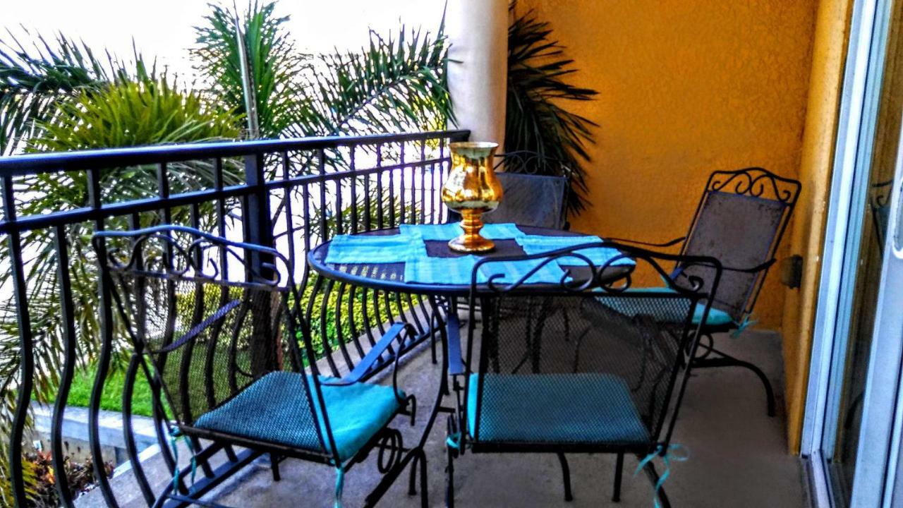Mediterranean Three Story Beach Townhouse Сейнт Пийт Бийч Екстериор снимка